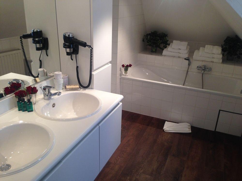 Canalside House - Luxury Guesthouse Bruges Exterior foto